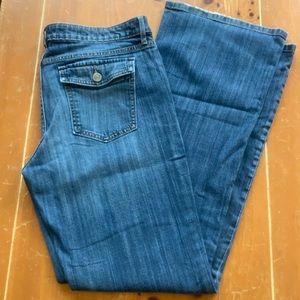 $10 sale - Banana Republic boot cut size 12